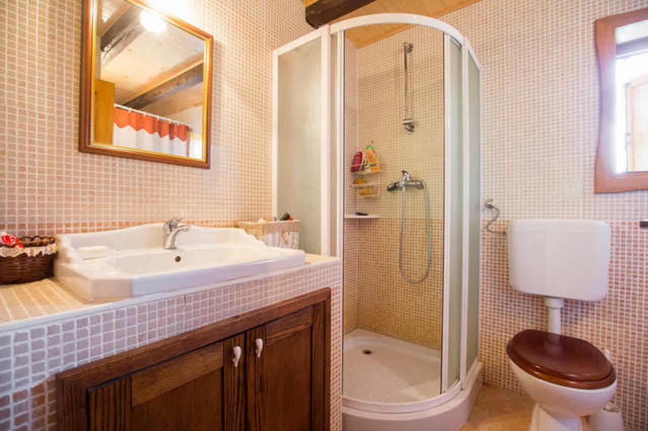 Peacefull Family Cottage Gornji Desinec Extérieur photo